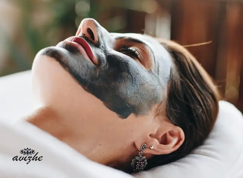 چرا پاکسازی عمیق پوست ضروری است؟